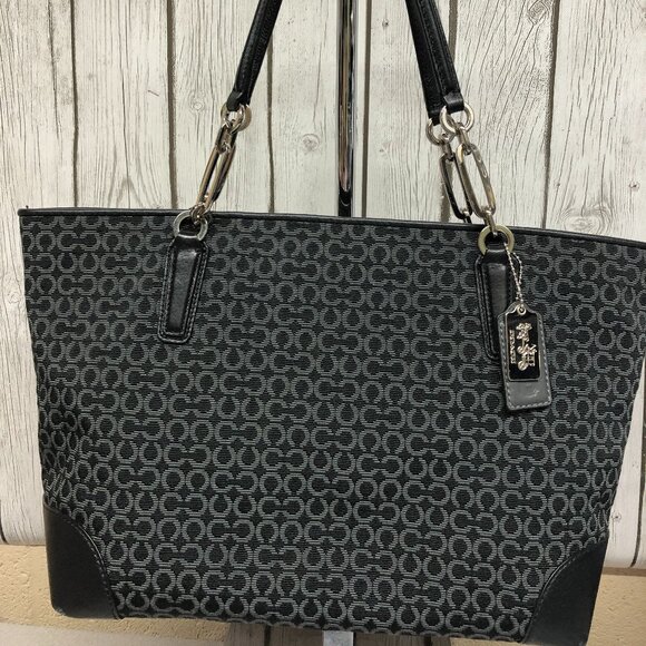 Coach Madison Tote G1320-26767  ** - Picture 1 of 14